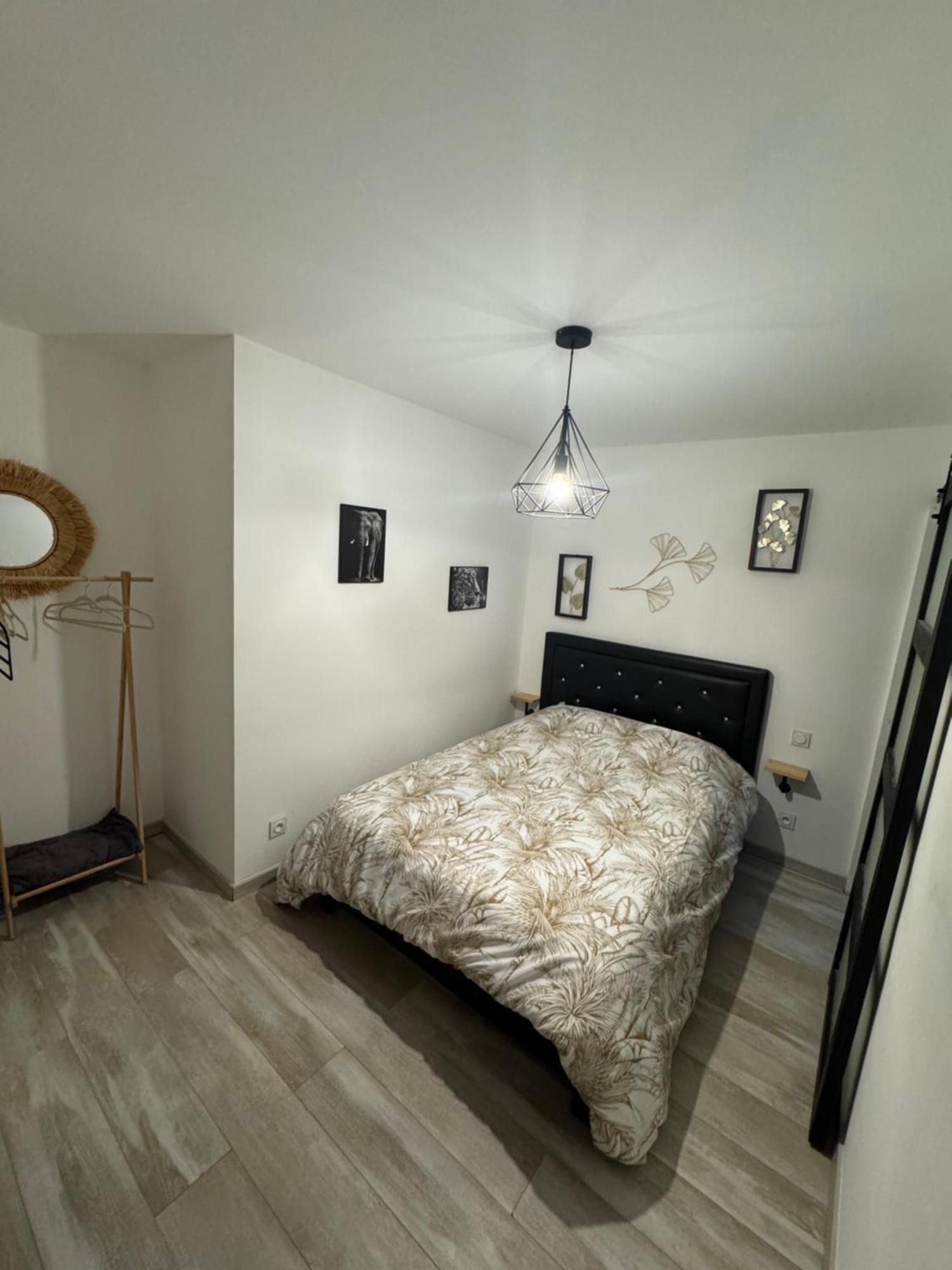 Apartament Alena Bourg-Saint-Andéol Zewnętrze zdjęcie